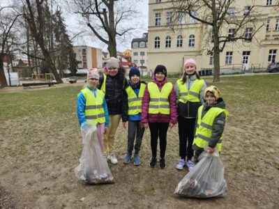 Handicapovaní a žáci spec. škol, Zvláštní cena poroty, třída ZII, "Úklid odpadků v rámci projektu Čistá Vysočina"